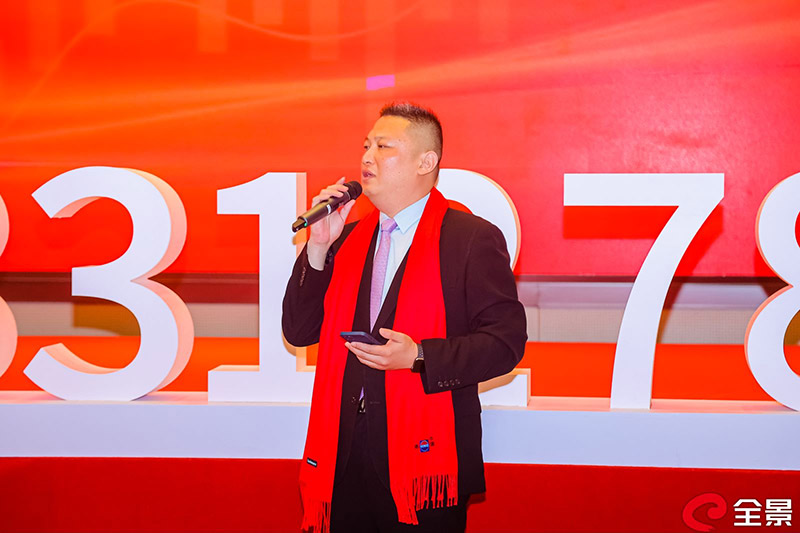 29104923596.jpg 29104923596.jpg